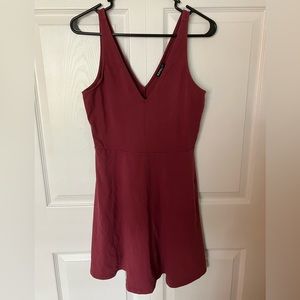 🌟 Express Burgundy V Dress